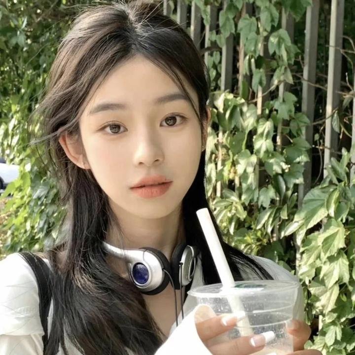 龙与雀斑公主